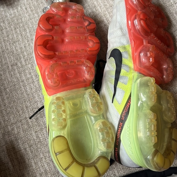 Nike Air VaporMax 2019 Neon Collection size 13 - Picture 12 of 13